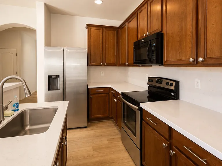 4172 E Santa Fe Ln — Photo 9