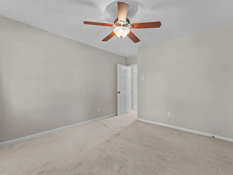 1602 Seminole St — Photo 31