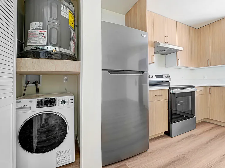 221 S Avenue 19 #225 — Photo 9