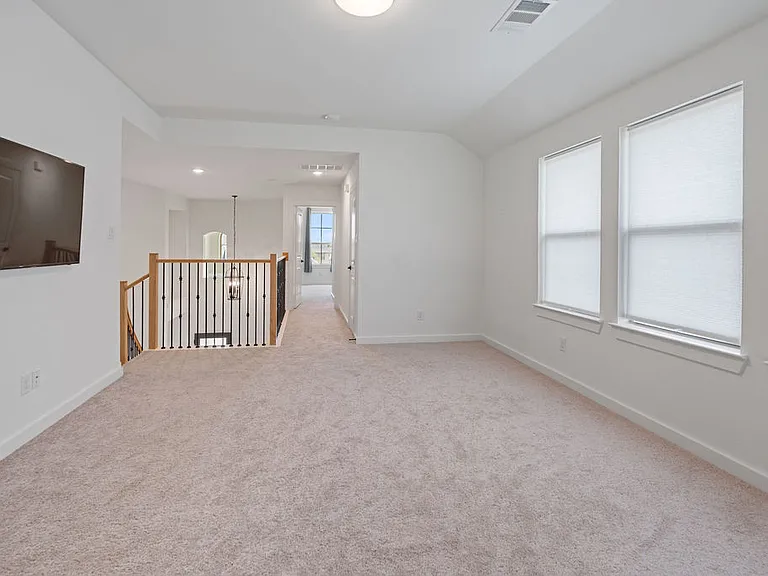 7424 Lilypad Ln — Photo 16