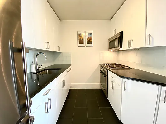 Rented by Keller Williams NYC | media 9