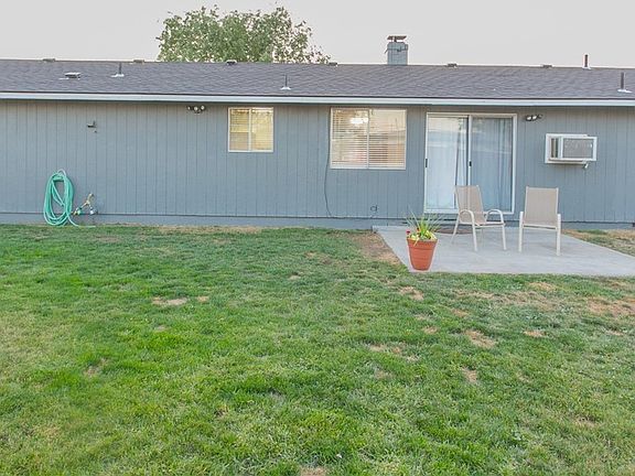 4th image of 825 Sunkist Dr