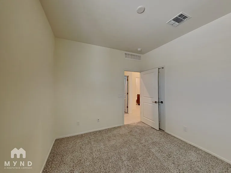 11820 W Rancho Dr — Photo 22