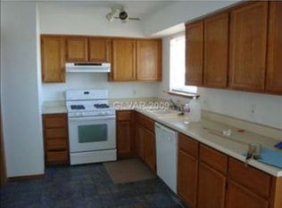 7932 Copper Canyon Rd, Las Vegas, NV 89128