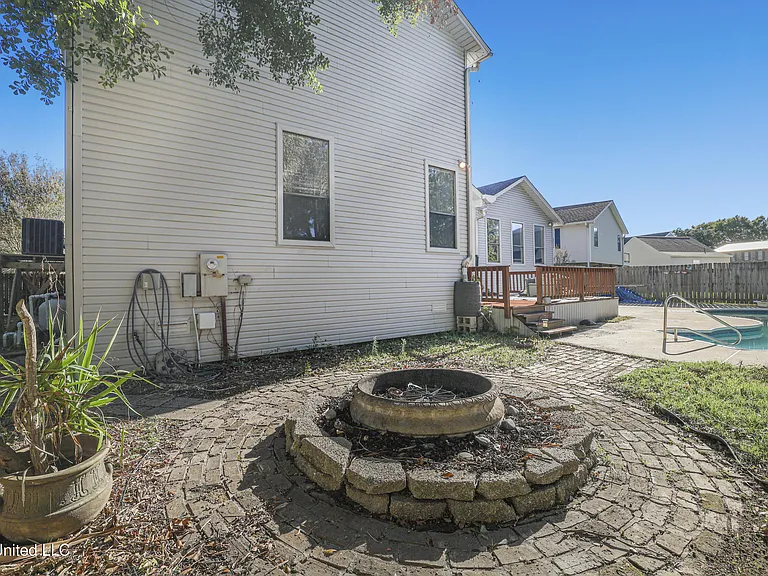 4409 Shadow Wood Cir — Photo 6