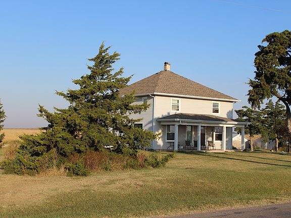 3rd image of 16349 51st Ave