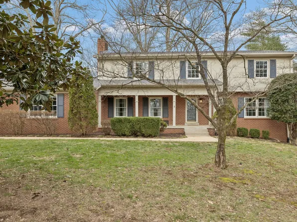 1512 Windermere Dr, Columbia, TN 38401