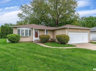 1217 7th Avenue Ct, Silvis, IL
