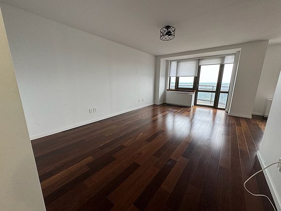 3rd image of 11201 Queens Blvd APT 23F