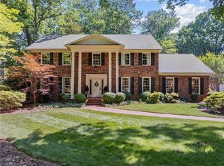 3028 Lake Forest Dr, Greensboro, NC 27408