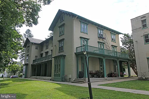 12 S Filbert St #C2 Photo 1