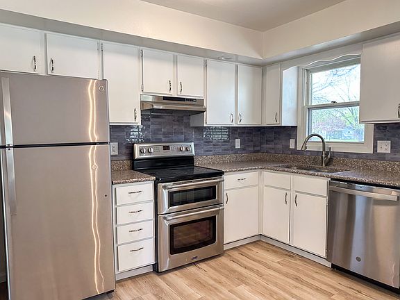 5th image of 5015 Valentine Pl