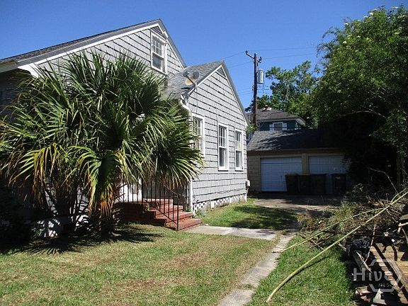 3rd image of 640 Maupas Avenue