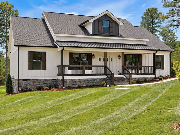 3rd image of 123 Bob White Rd