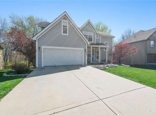9043 NE 109th St, Kansas City, MO 64157