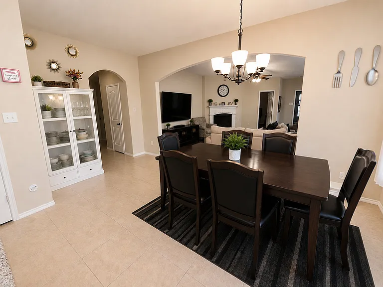 10200 Bennet Dr — Photo 9