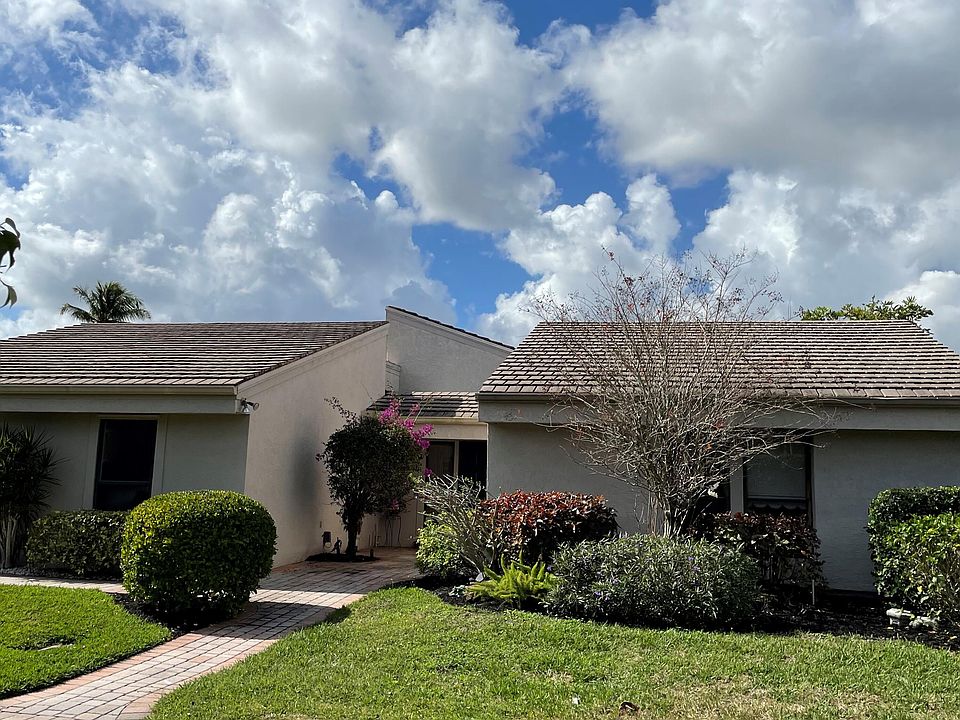 Home For Sale In Boca West