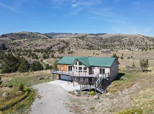 11 Scenic Ln, Emigrant, MT 59027