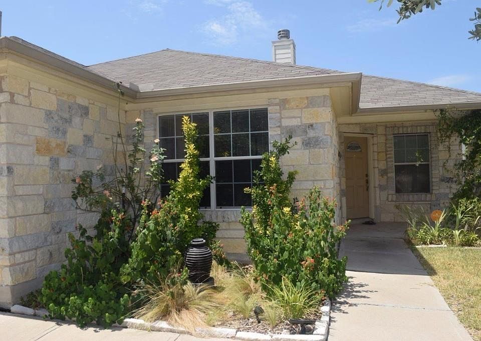 1st image of 4009 Rocky Shore Ln