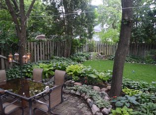1129 Hague Ave, Saint Paul, MN 55104