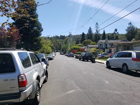 4th image of 324 Johnson Ave