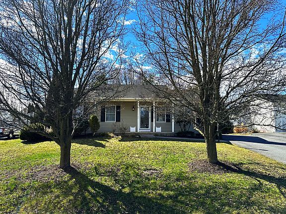 2nd image of 45 Brendan Ln