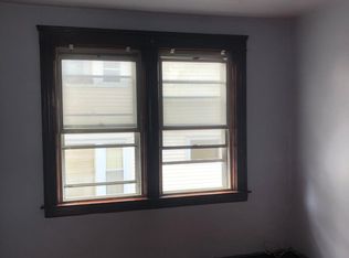 389 Farmington Ave, Cranston, RI 02920