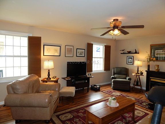 3rd image of 33047 Forest Knoll Dr