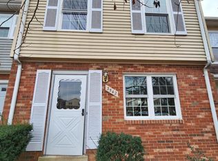 3542 Castle Hill Dr, Woodbridge, VA 22193