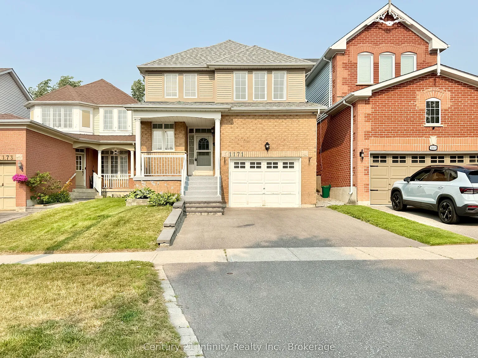 3 bed, $3,200 — Photo 2