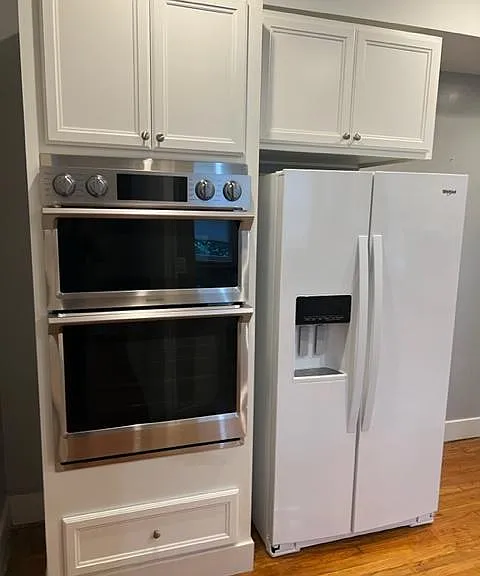 5208 Leavenworth St — Photo 3