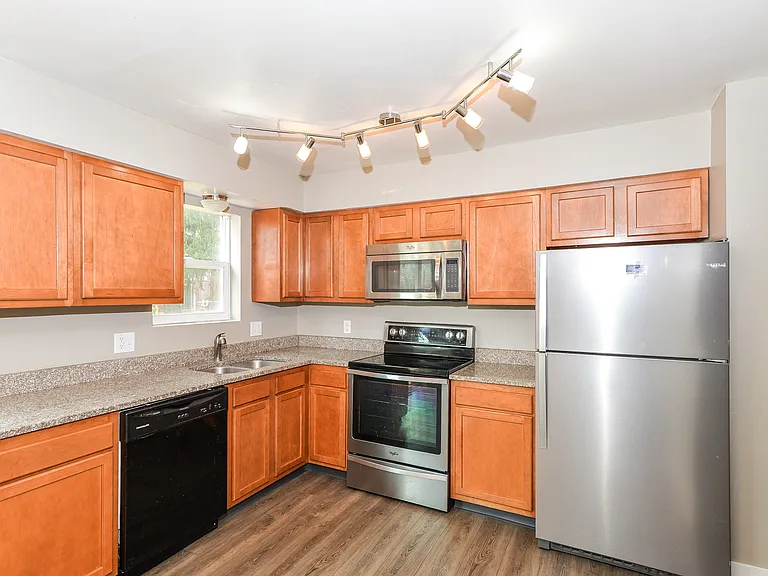 621 Village Place North Dr — Photo 18
