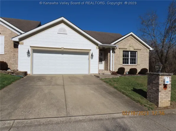 56 Aarons Way, Milton, WV 25541