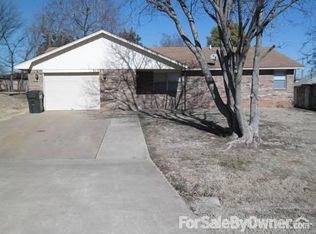 517 W Park St, Tecumseh, OK 74873