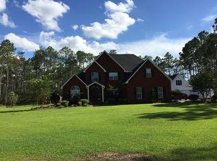 240 Magnolia Dr, Baxley, GA 31513