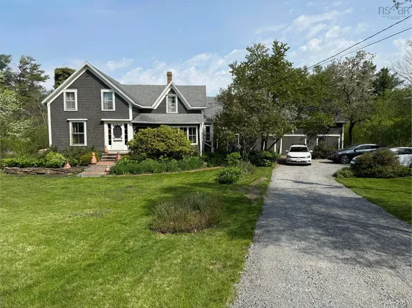 2328 Old Mill Rd S, Annapolis, NS B0P 1W0