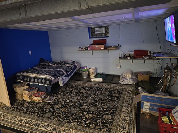 Finished basement as bedroom