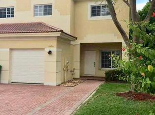 7676 S Stonecreek Cir, Hollywood, FL 33024