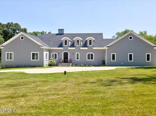 424 Taconic Rd, Greenwich, CT 06831