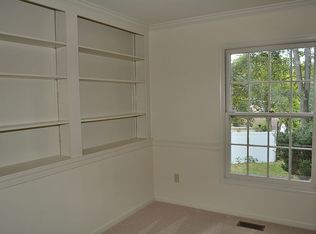 7812 Polara Pl, Rockville, MD 20855