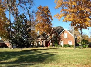 8576 Saddlecreek Dr, Olive Branch, MS 38654