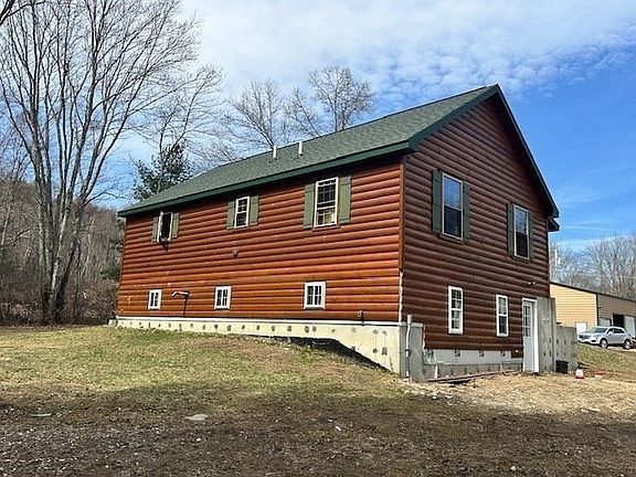 3rd image of 22 Carpenter Rd
