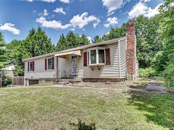 2nd image of 21 Woodland Dr