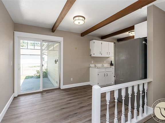 4th image of 2104 Rosewyn Ln