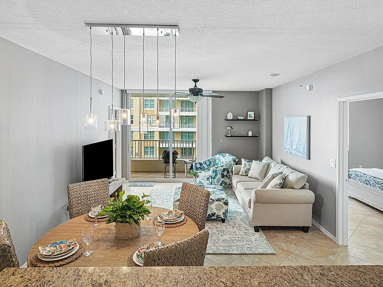 700 E Boynton Beach Blvd #803 — Photo 9