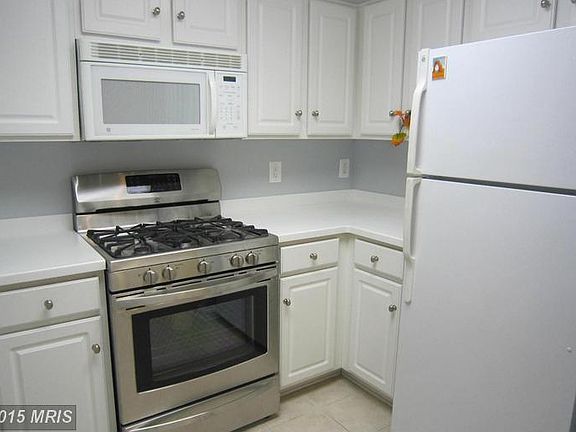2nd image of 3830 9th St N APT 608E