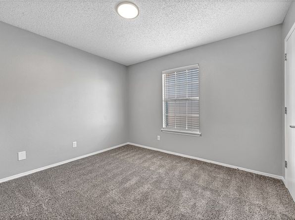 fayetteville-arkansas-448576526 picture