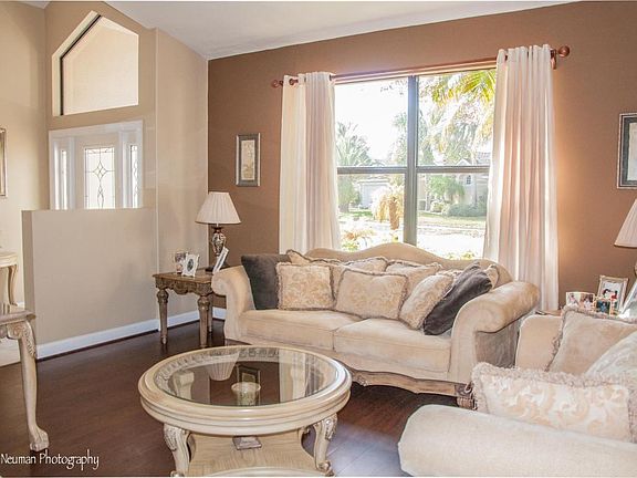 4th image of 486 Lake Victoria Cir