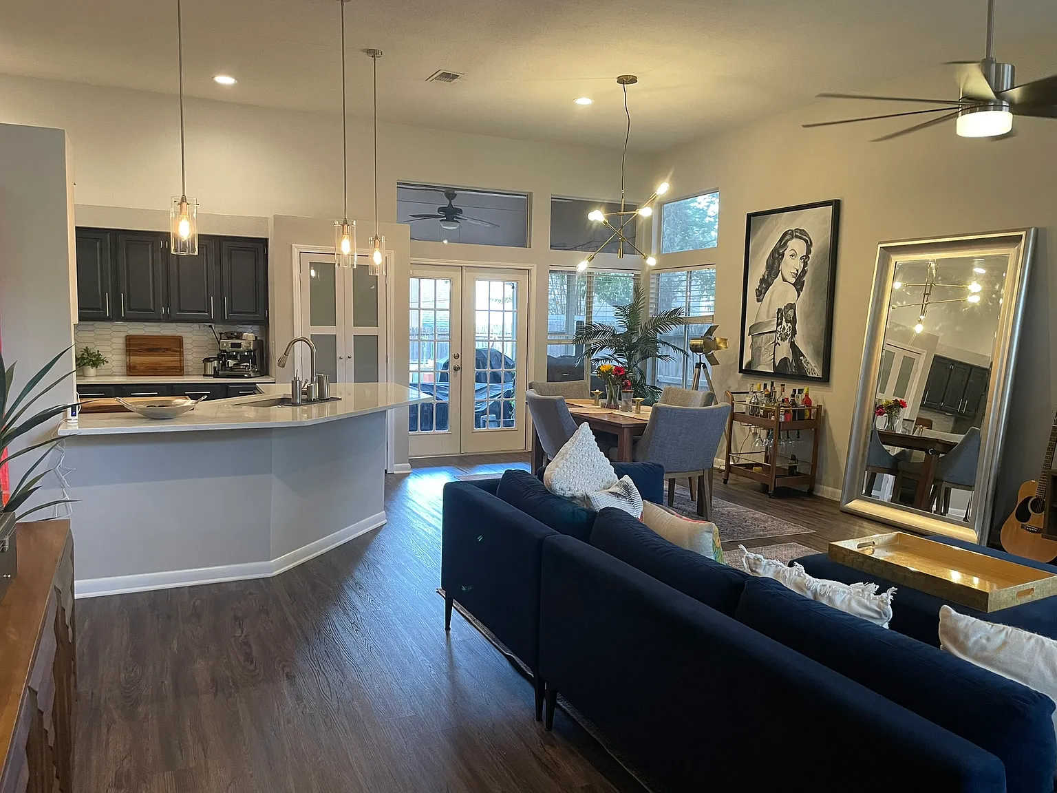 3 bed, 1422 sqft, $2,191 — Photo 1