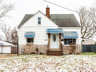 6657 Orchard Blvd, Parma Heights, OH, 44130